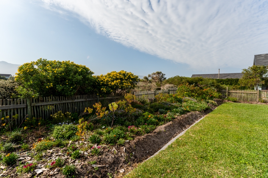 3 Bedroom Property for Sale in Lake Michelle Western Cape
